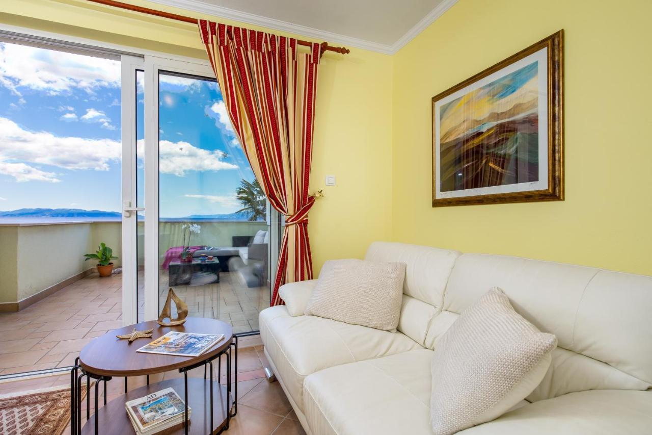 Apartments Villa Nora Rijeka Exterior photo