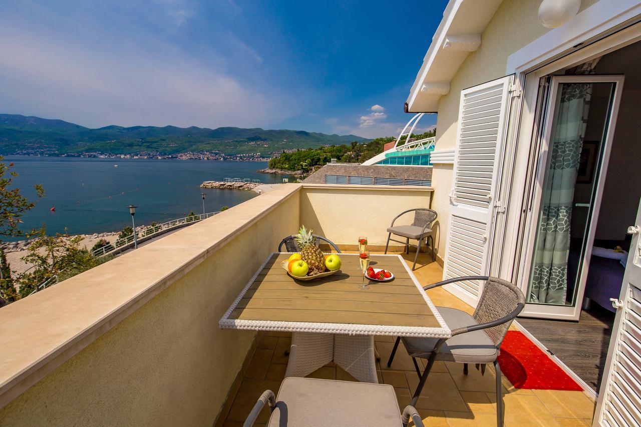 Apartments Villa Nora Rijeka Exterior photo