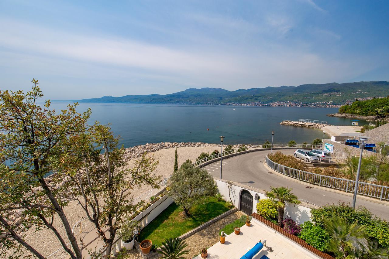 Apartments Villa Nora Rijeka Exterior photo