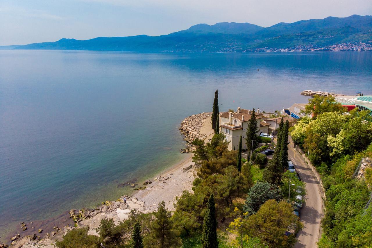 Apartments Villa Nora Rijeka Exterior photo